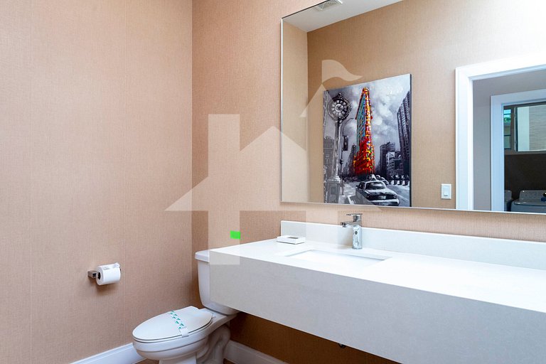 Casa 3Q c/ Área de Churrasco – Próx. Disney