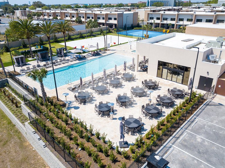 Casa 3Q c/ Área de Churrasco – Próx. Disney