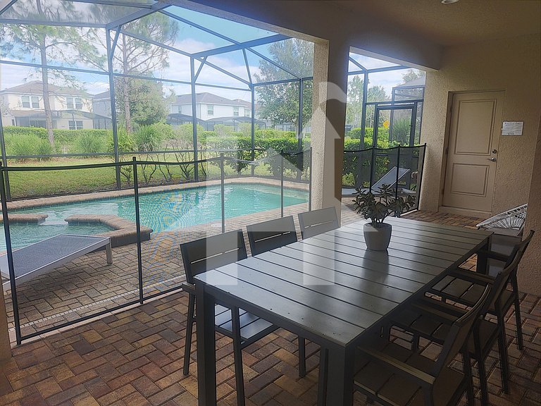 Espaçosa Casa 6Q/5B com Piscina Privativa no Solterra Resort