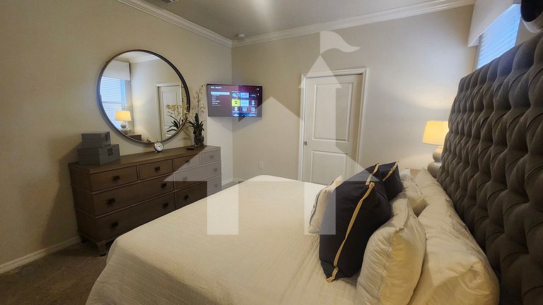 5561-Espaçosa Casa 6Q/5B com Piscina Privativa no Solterra R