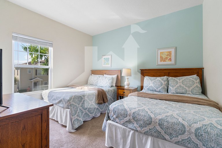 4BR Family Villa w/ Clubhouse – 10 Min to Disney