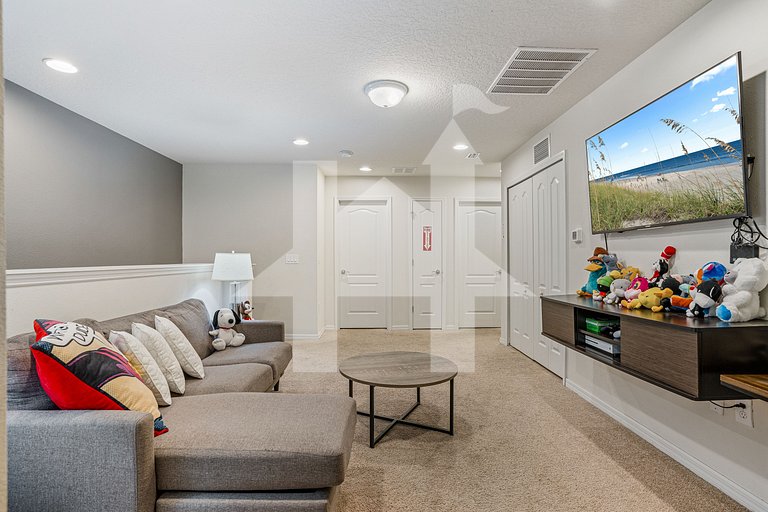 Disney‑Area 6BR Home w/ Private Pool +