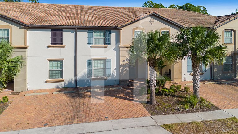 Disney‑Area 5BR Home w/ Private Pool +