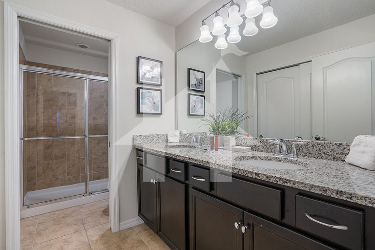 Casa 6Q com Piscina Privada - perto da disney