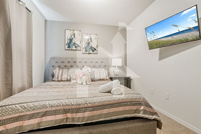 Disney‑Area 5BR Home w/ Private Pool +