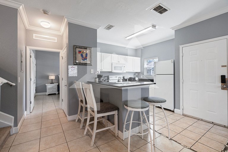 4BR Lucaya Home w/ Disney Themes + Clubhouse