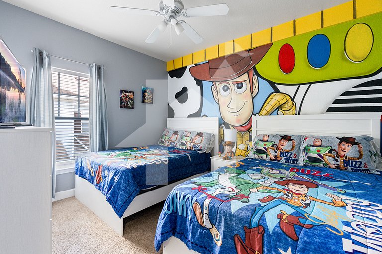 Casa 4Q Lucaya com Temas Disney e Clubhouse