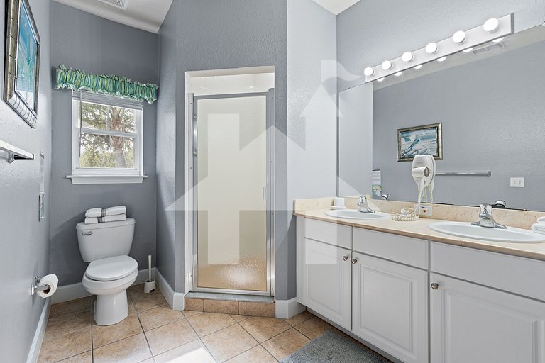 4BR Lucaya Home w/ Disney Themes + Clubhouse