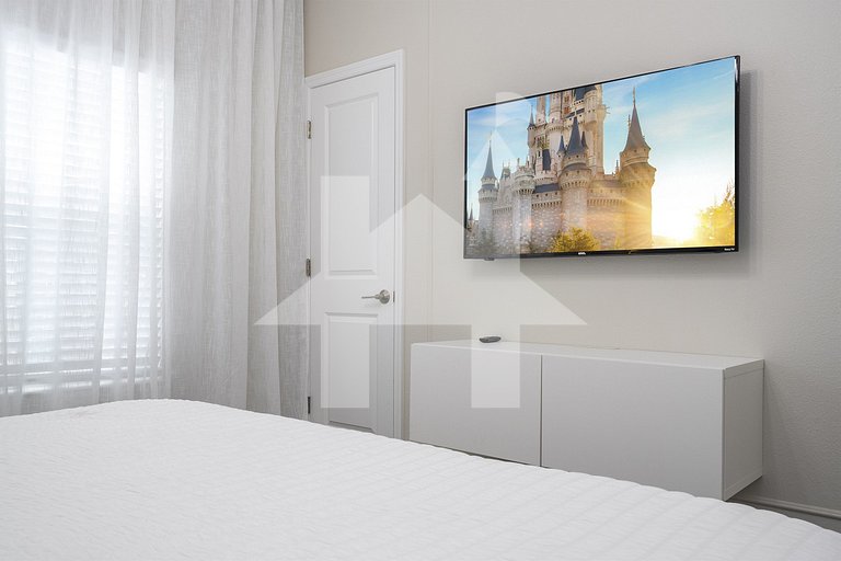 Vacation Home Near Disney, 4 bedrooms