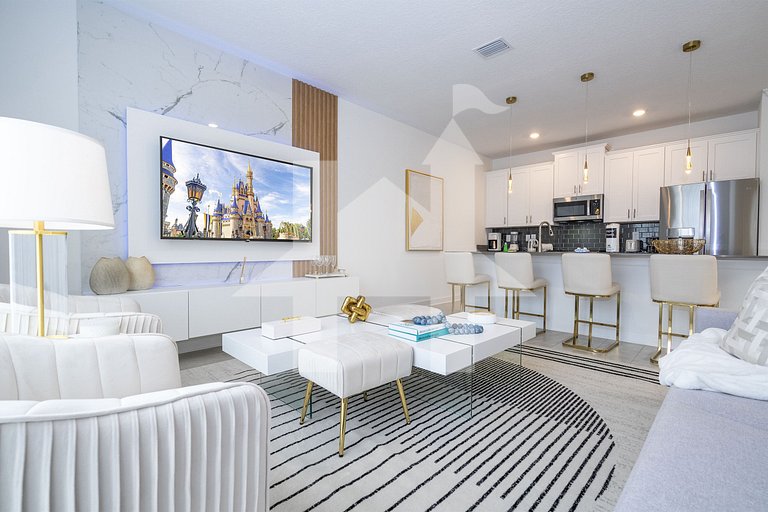Vacation Home Near Disney, 4 bedrooms