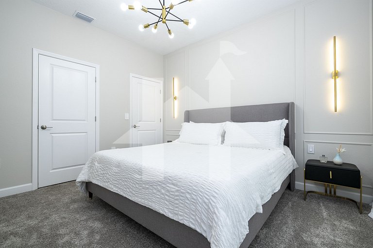 Vacation Home Near Disney, 4 bedrooms