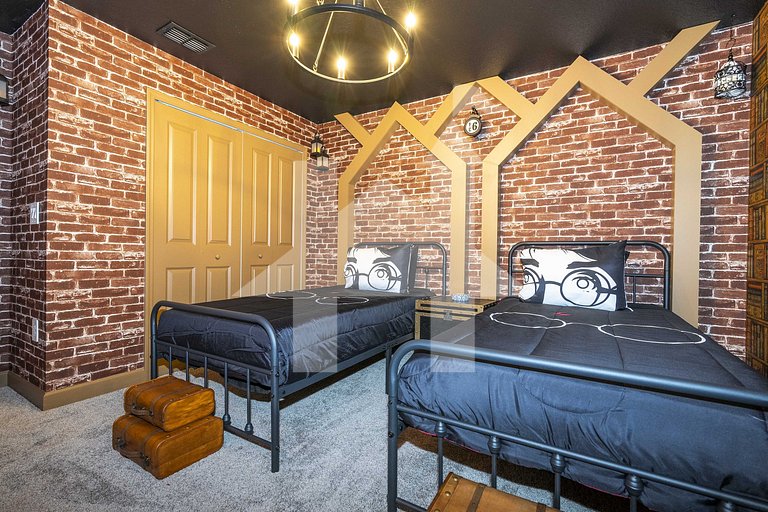 Vacation Home Near Disney, 4 bedrooms