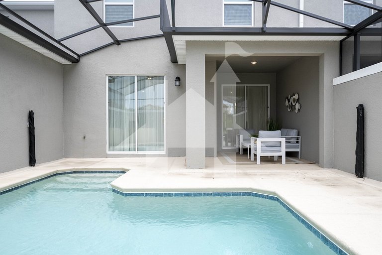 Vacation Home Near Disney, 4 bedrooms