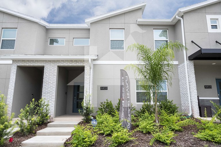Vacation Home Near Disney, 4 bedrooms