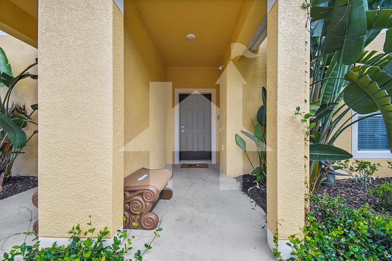 Vacation Home Near Disney, 4 bedrooms