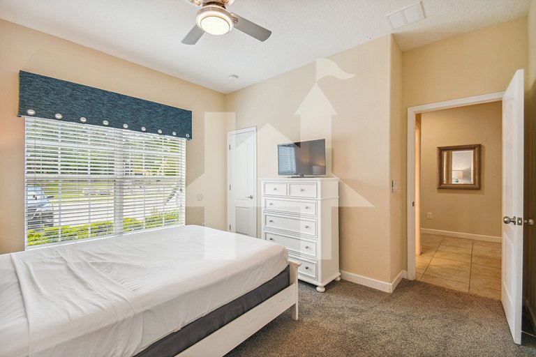 Vacation Home Near Disney, 4 bedrooms