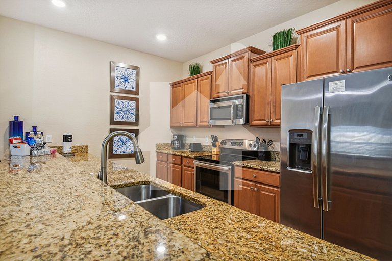 Vacation Home Near Disney, 4 bedrooms