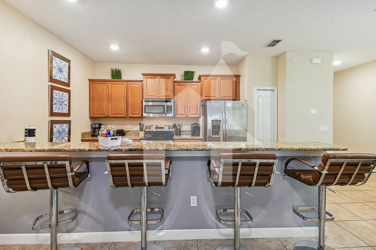 Vacation Home Near Disney, 4 bedrooms
