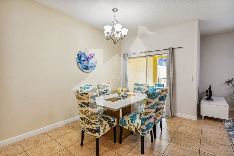 Vacation Home Near Disney, 4 bedrooms