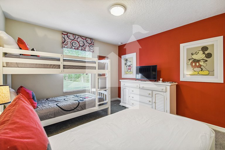 Vacation Home Near Disney, 4 bedrooms
