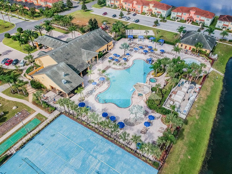 4Q/ Paradise Palms with private pool