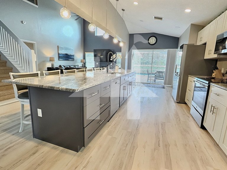 Vacation Home Near Disney, 5 bedrooms