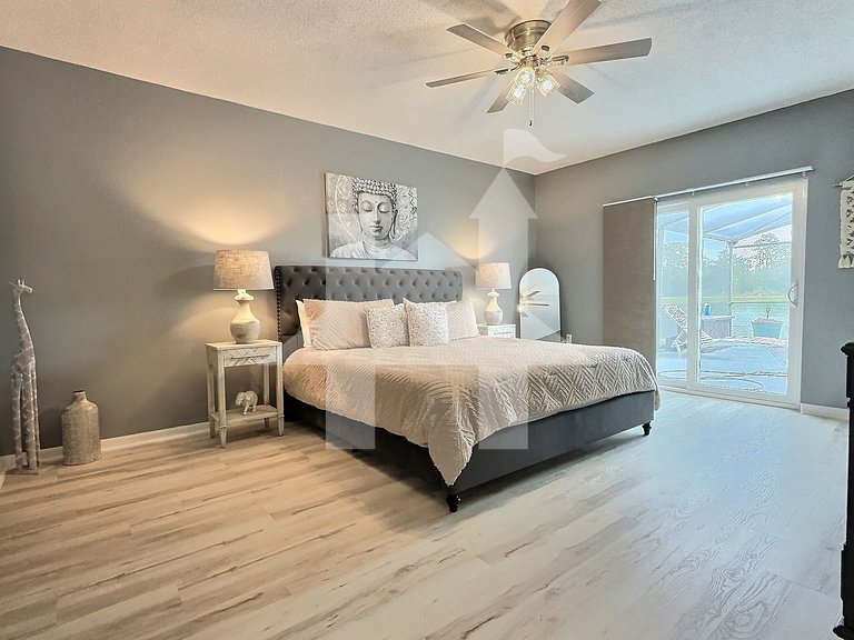 Vacation Home Near Disney, 5 bedrooms