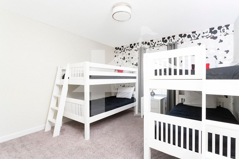 Vacation Home Near Disney, 4 bedrooms