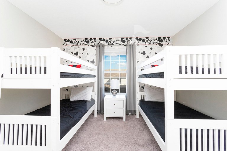 Vacation Home Near Disney, 4 bedrooms