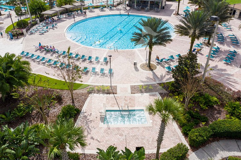 4BD/3BA Champions Gate Home With Private Pool
