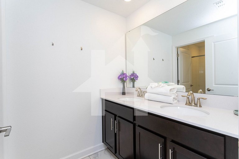 Vacation Home Near Disney, 4 bedrooms