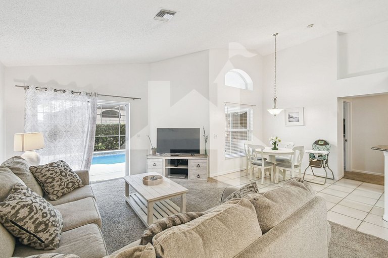 Home w/ Private Pool & Game Room - Near Disney! Lake Berkley