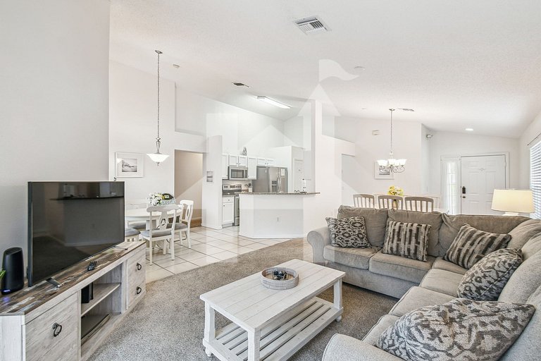 Vacation Home Near Disney, 4 bedrooms