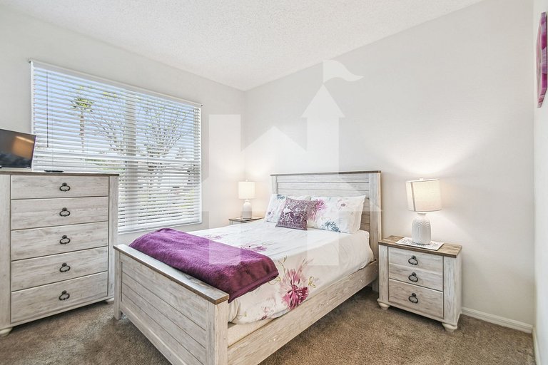 Vacation Home Near Disney, 4 bedrooms