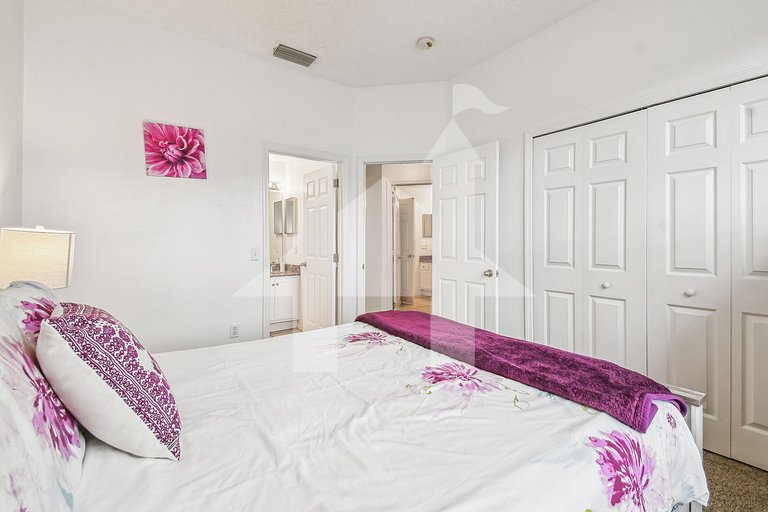 Home w/ Private Pool & Game Room - Near Disney! Lake Berkley