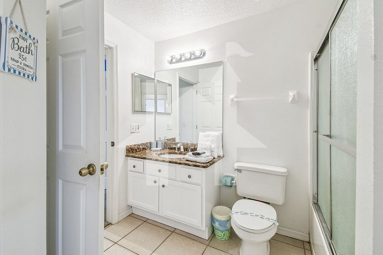 Home w/ Private Pool & Game Room - Near Disney! Lake Berkley