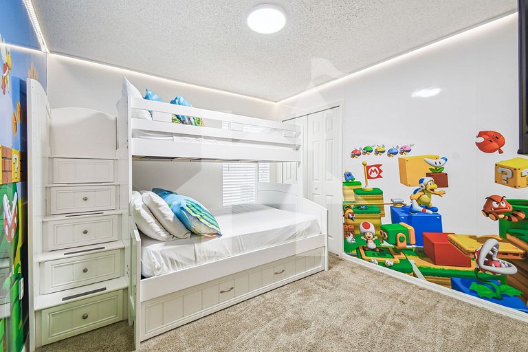 Home w/ Private Pool & Game Room - Near Disney! Lake Berkley