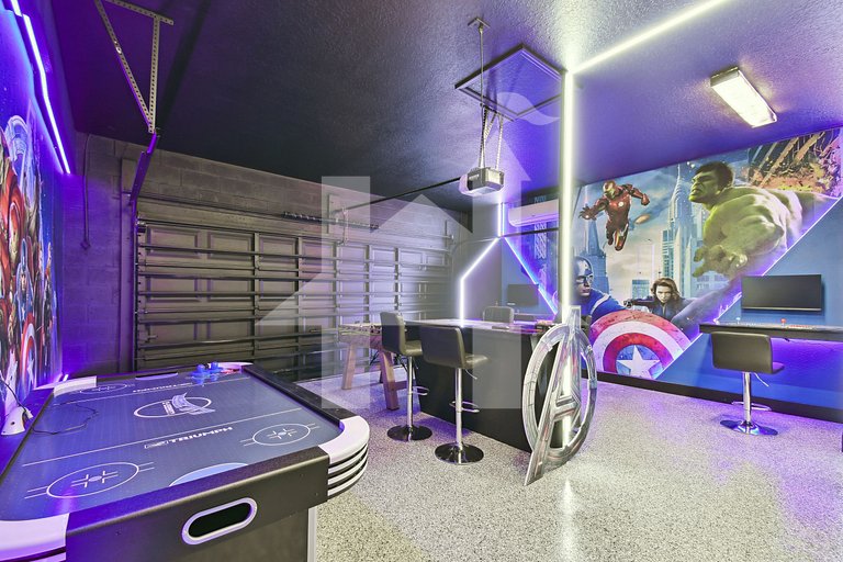 16211 5 Suítes, Game Room, Piscina Privativa, Dormem 14