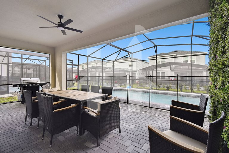 5BR Windsor Cay Home, All Suites
