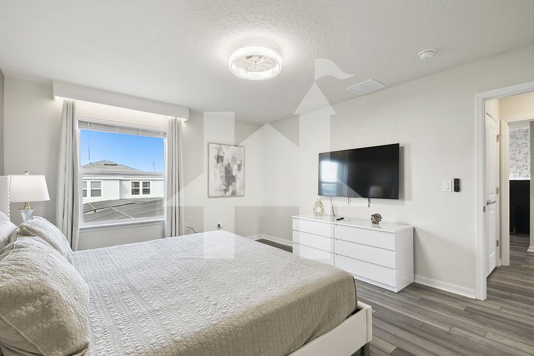 5 BD En-suites, Game Room, Pool, Sleeps 14, Disney