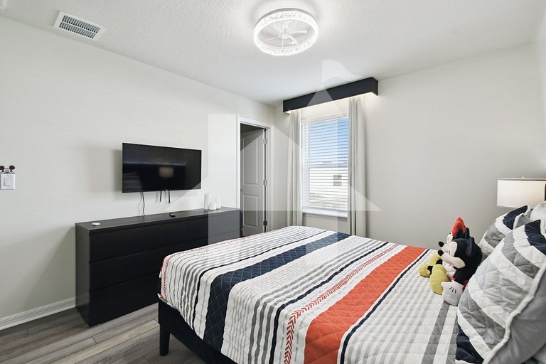5 BD En-suites, Game Room, Pool, Sleeps 14, Disney