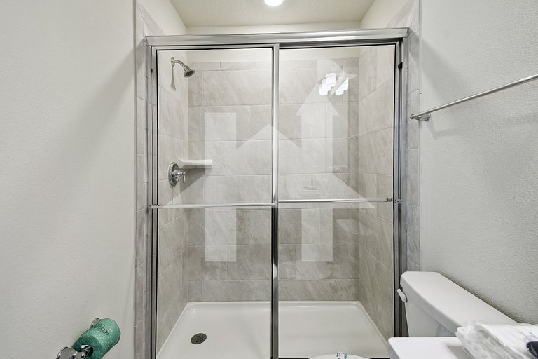 5BR Windsor Cay Home, All Suites
