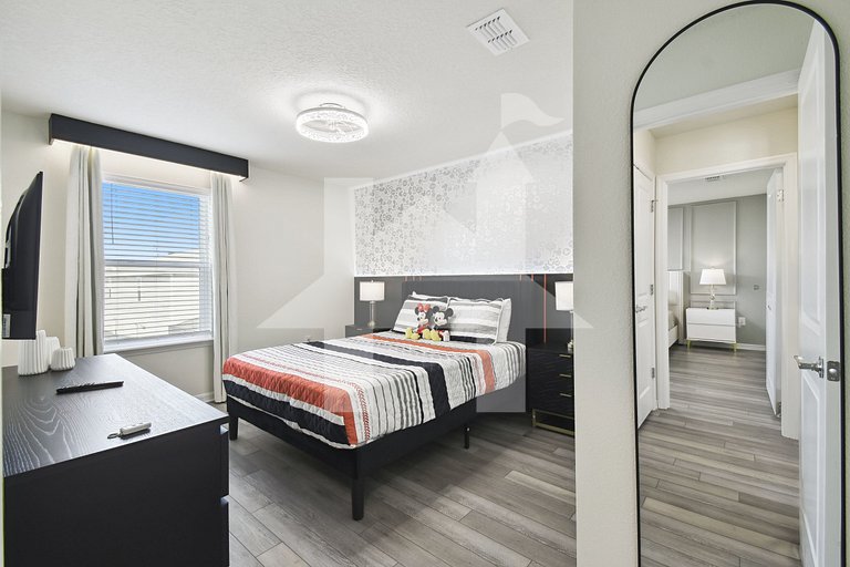5BR Windsor Cay Home, All Suites