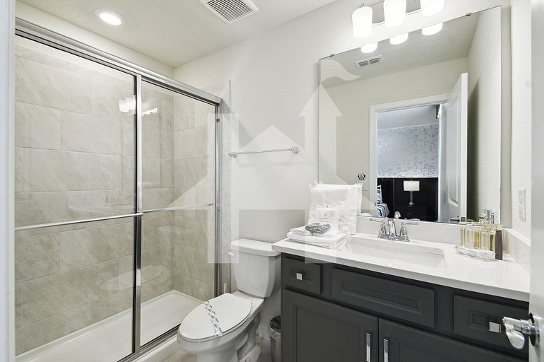 5 BD En-suites, Game Room, Pool, Sleeps 14, Disney