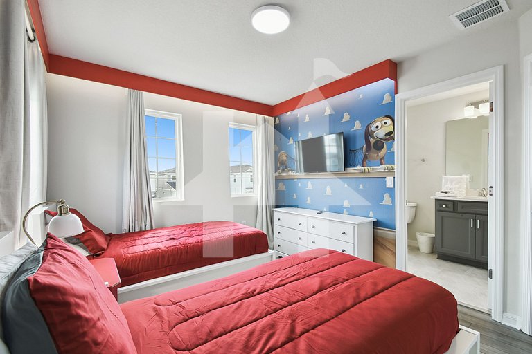 5 BD En-suites, Game Room, Pool, Sleeps 14, Disney