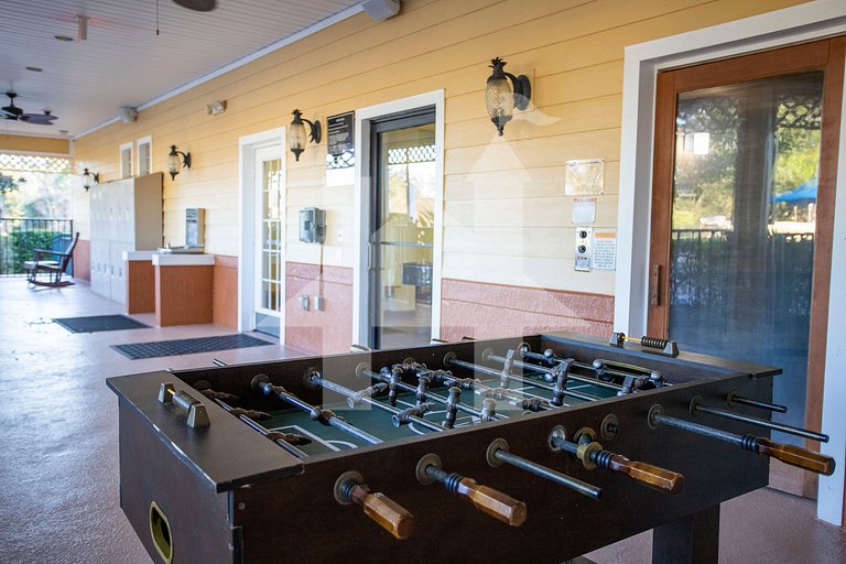 Modern Family Condo 15min from Disney