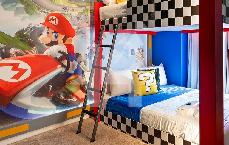 5BR Villa w/ Pool, Themed Rooms – Windsor Island