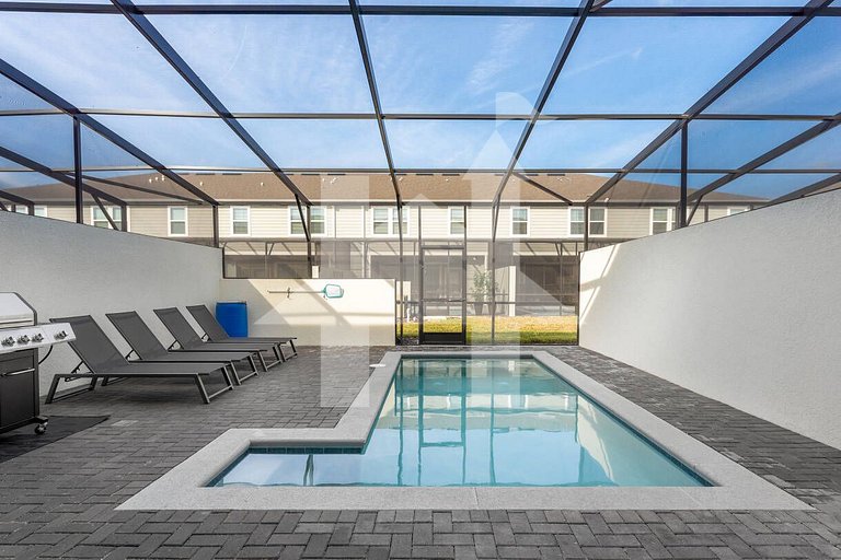 5BR Villa w/ Pool, Themed Rooms – Windsor Island