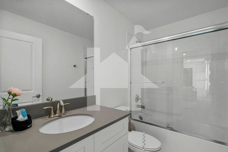 Vacation Home Near Disney, 9 bedrooms