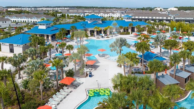 Vacation Home Near Disney, 5 bedrooms